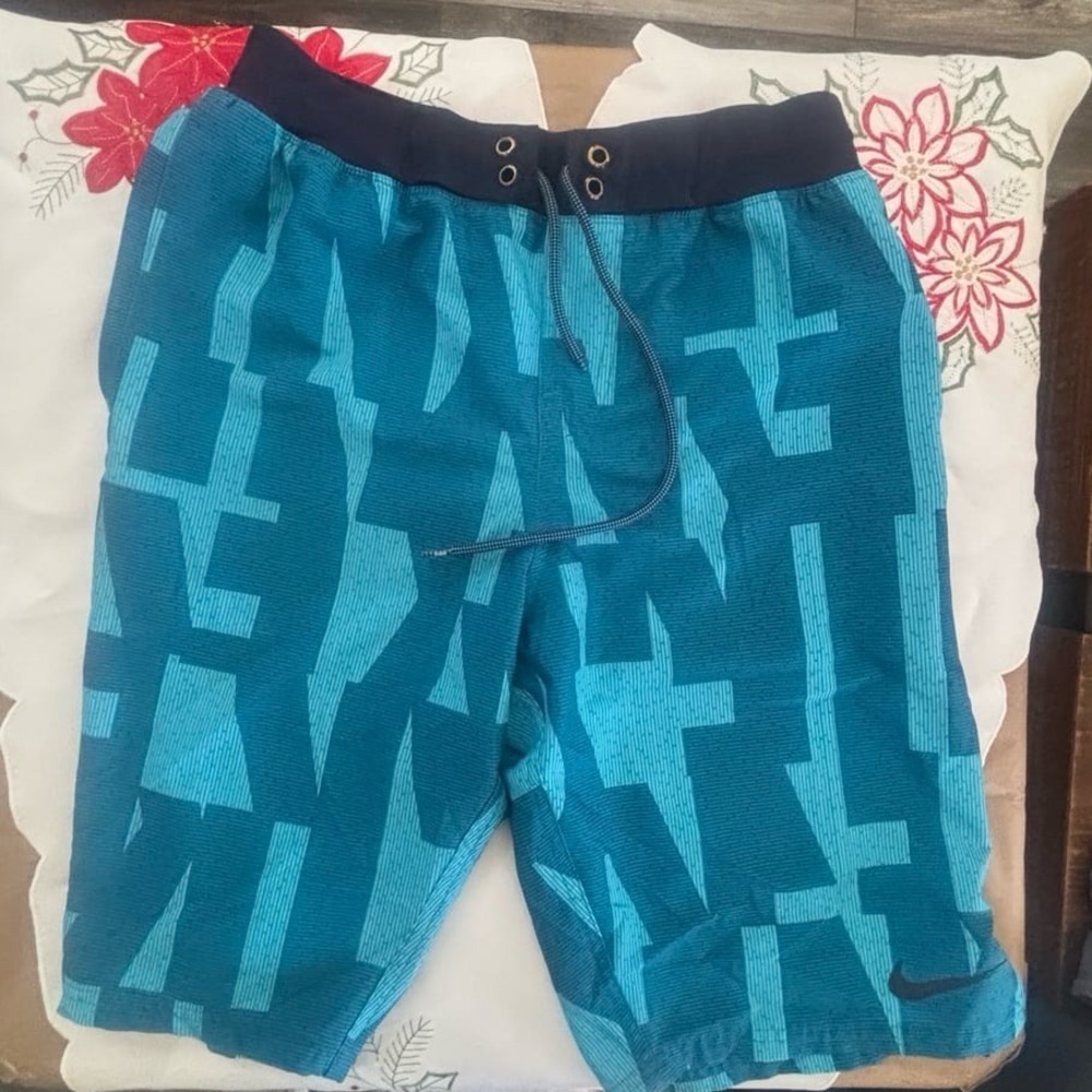 Nike Swim Shorts Men's Small Blue White Geometric Lined Trunks
